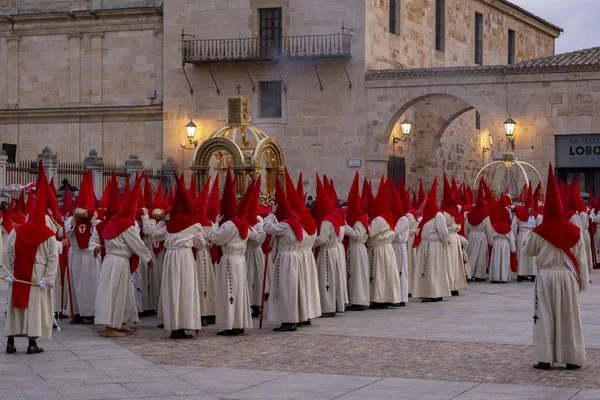 Salida Procesional del Miércoles Santo en Zamora, España — Foto de Stock