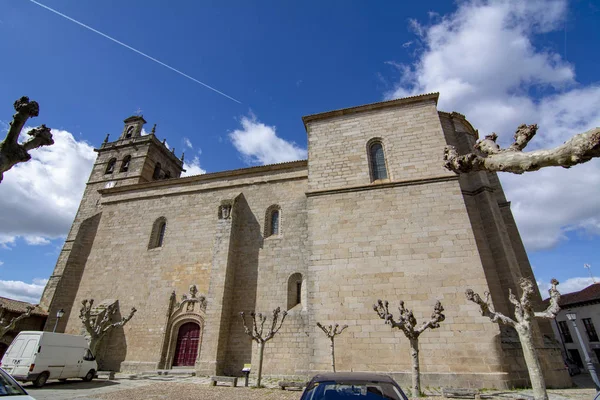 Az egyház a Santa Mari a La Mayor a Ledesma, Salamanca — Stock Fotó