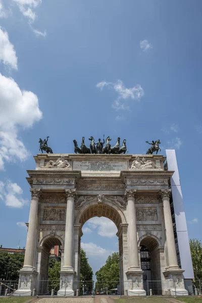 Friedensbogen in Mailand, Italien — Stockfoto