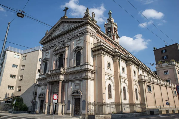 La Chiesa di San Antonio de Padua a Milano . — Foto Stock