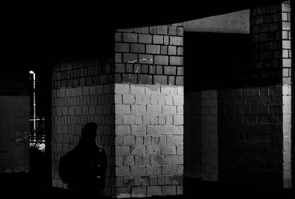 Una Chica Noche Caminando Casa — Foto de Stock