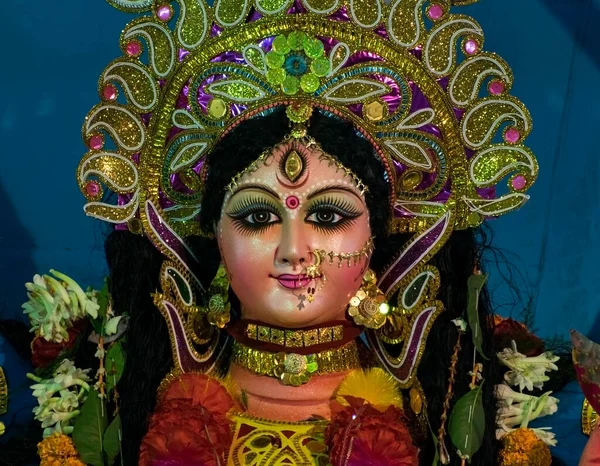 Süslerle Süslenmiş Devi Durga Yüz Heykeli — Stok fotoğraf