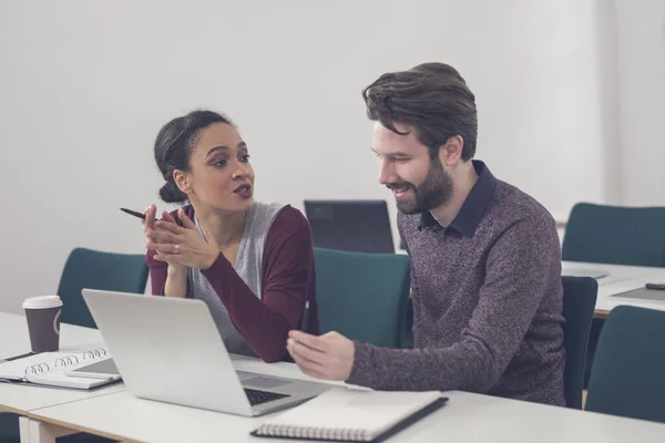 Colleagues Working Together Office — Stock Photo, Image