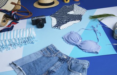 Kadının yaz giyim ve aksesuar.