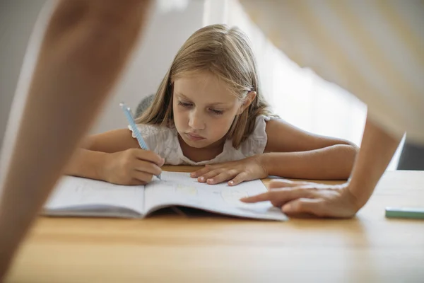 Pretty Caucasian Schoolgirl Learning Write — Stock Photo, Image