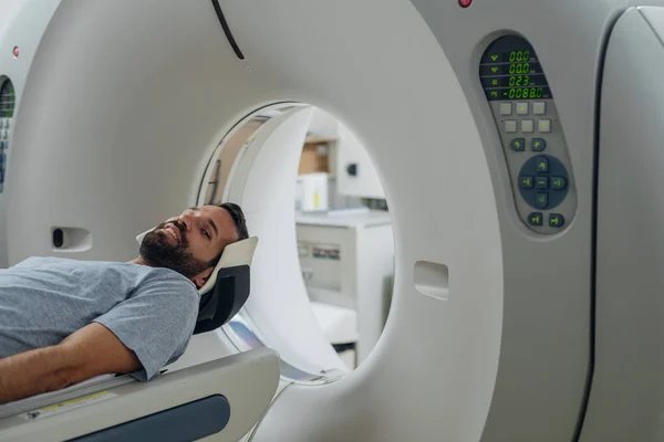 Patient Lying Scanner Bed Waiting Scanned — Stock Photo, Image