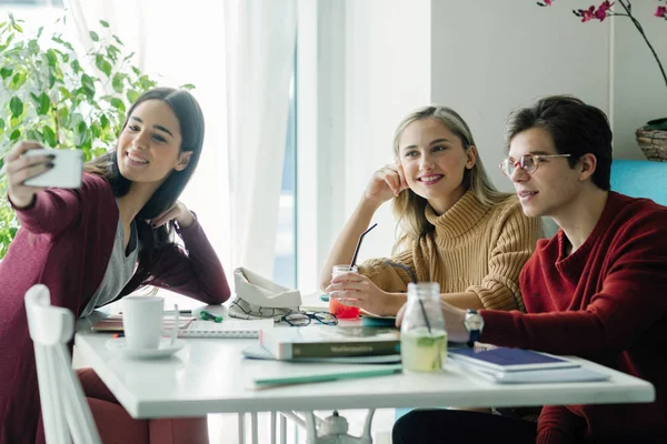 College Students Studying Together — Stock Photo, Image