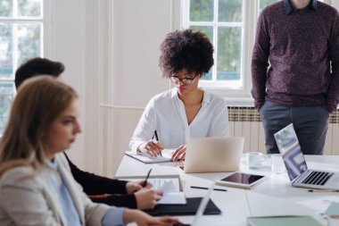 çalışan iş adamları