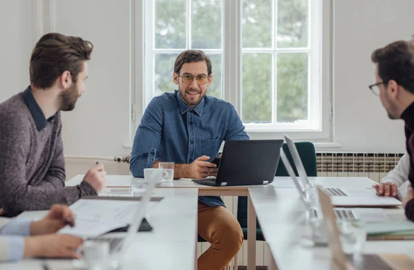 Imprenditori che lavorano — Foto Stock