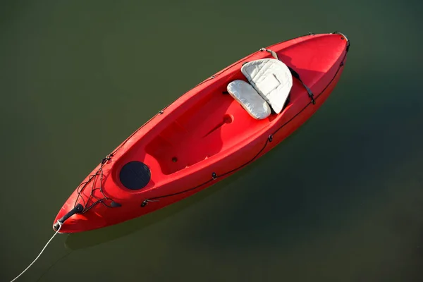 Kayak in het Water — Stockfoto