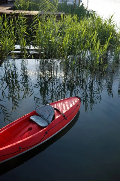 Kayak en el agua — Foto de Stock