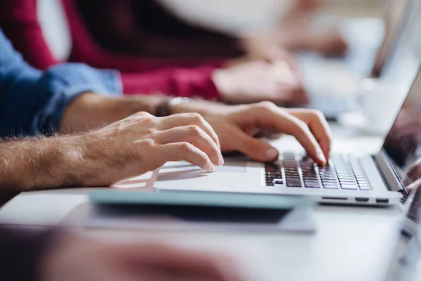 Gente de negocios trabajando — Foto de Stock