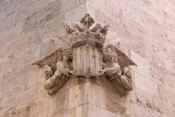 Bas Ανάγλυφο Του Παλιού Θυρεού Της Ασπίδας Στην Είσοδο Καταλανική — Φωτογραφία Αρχείου