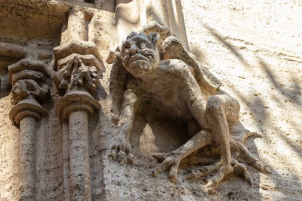 VALENCIA, SPAIN - JULY 15, 2020: Gothic gargoyle bas relief on an ancient historical building in Valencia — Stock Photo, Image