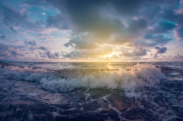 Seascape Beautiful Colorful Sunset Sky Wavy Sea — Stock Photo, Image