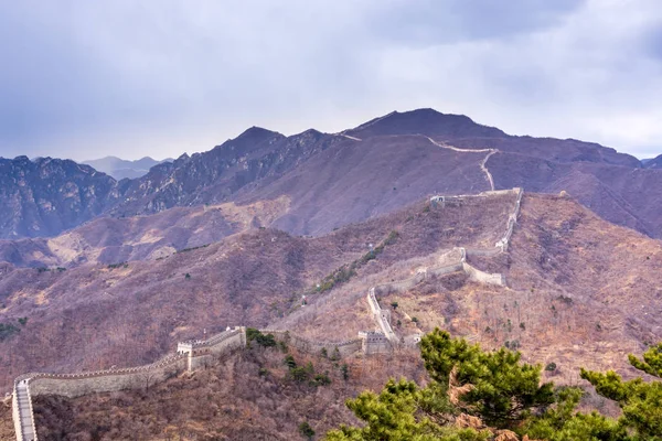 Kinesiska muren, Mutianyu avsnitt nära Peking — Stockfoto