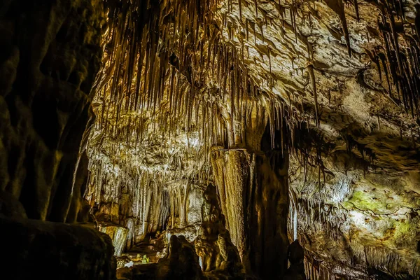 Cuevas del Drach of Drakengrot, eiland Mallorca, Spanje — Stockfoto