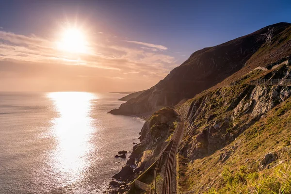 Dramatic Sunrise Sun Star Cliff Walk Bray Greystones Beautiful Coastline — Stock Photo, Image