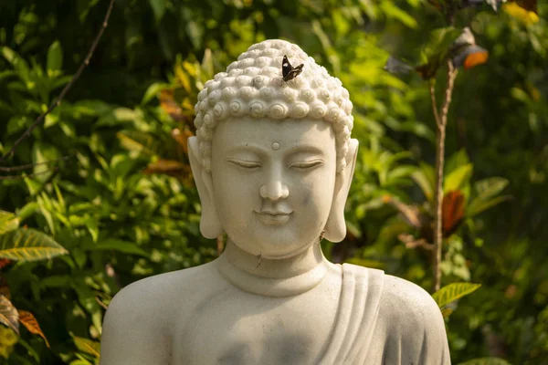Statua Buddha Nel Giardino Vietnamita Montagne Marmo Nang Vietnam — Foto Stock