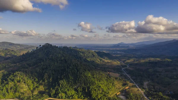 Vue Aérienne Supérieure Pente Verte Forêt Jungle Fraîche Des Collines — Photo