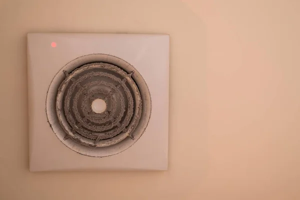 Escape Ventilador Sucio Polvoriento — Foto de Stock