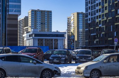 Apartman Binaları İnşaatı. Yerleşim alanları geliştirilmesi. Büyük bir Konut Kompleksi İnşaatı. Tümleşik geliştirme'nin. Yeni yerleşim alanları geliştirilmesi.