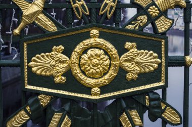 St Petersburg Panteleimon köprü. Sahte köprüsüyle tarihi: altın yaldız
