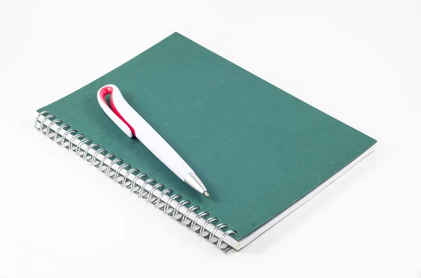 Notebook Con Penna Sfondo Bianco — Foto Stock