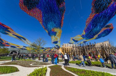 Kuyruk çok renkli paraşüt doku ölçekten yüzbinlerce ile nüfuz ağır Monofilament dokuma