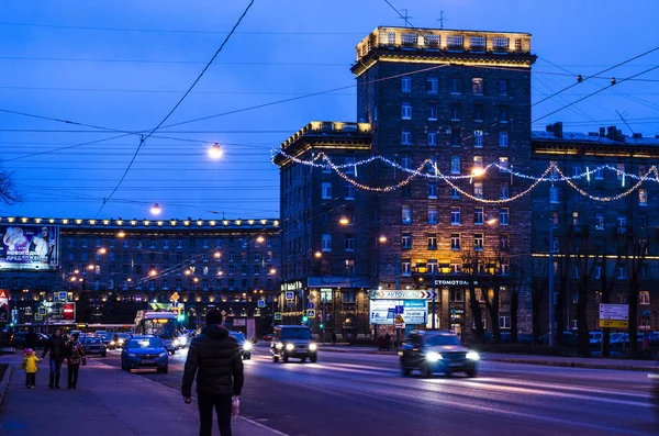 Večerní Město Vánoční Výzdobou Ulic Stalin Empire Petrohrad Kirovovo Náměstí — Stock fotografie