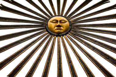 Metal güneş ve güneş ışınları