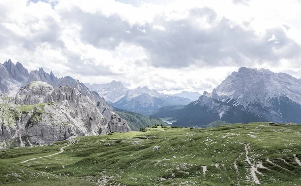 İtalya'da Dolomites Moutain manzara