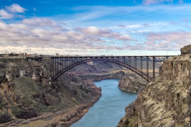Sabah bulutlar Twin Falls Idaho yukarıdaki yakın Prine köprü üzerinde