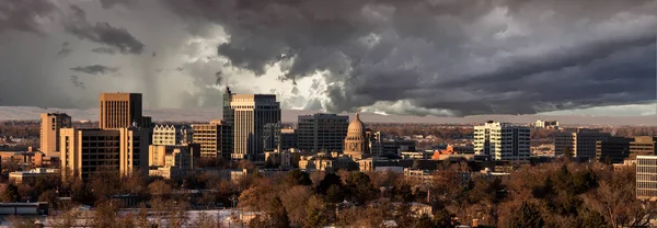Sunrise over and dramatic sky Boise Idaho — Stock Photo, Image