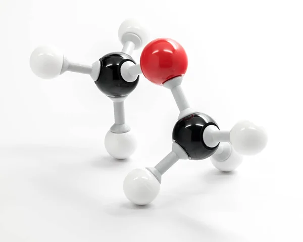Dimethyl Ether kemi modell med röda bollar och svart på en vit — Stockfoto