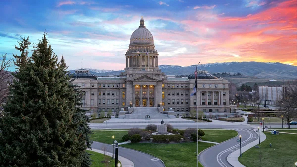 Capital del estado de Idaho con amanecer y nubes —  Fotos de Stock