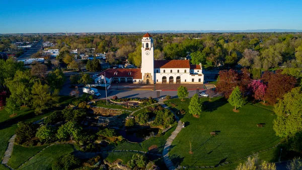 Boise City park ve yukarıdan tren istasyonu görünümü