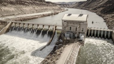 Idaho Boise Nehri üzerinde Tarihi Saptırma Barajı