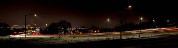 Luces de coche de rayas por la noche Boise Idaho — Foto de Stock