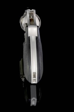 Bir tabanca kavrama yakın yukarı