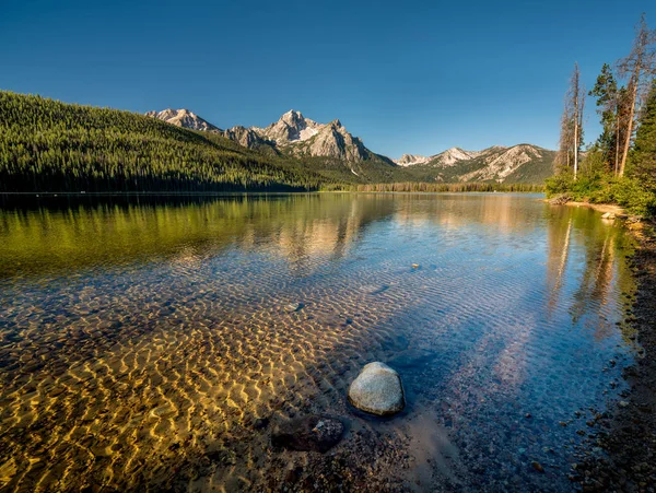 Stanley lake in idaho morgen mit reflexion — Stockfoto