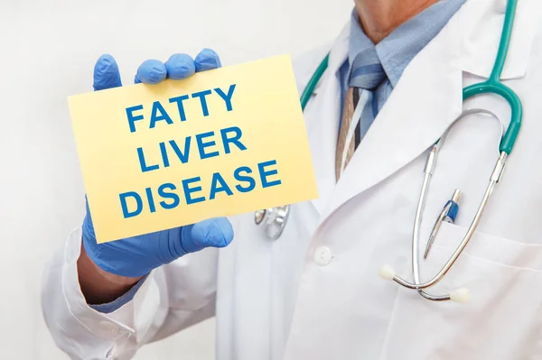 Γιατρός Κρατώντας Σημάδι Κείμενο Fatty Liver Ασθένεια Closeup Ιατρική Έννοια — Φωτογραφία Αρχείου