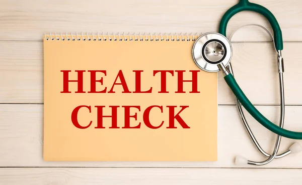 Karte Mit Text Health Check Und Stethoskop Medizinisches Konzept — Stockfoto