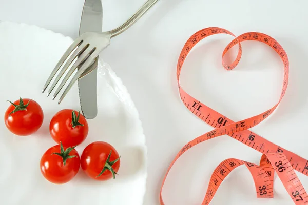 Tomates Chery Plato Con Cubiertos Cinta Métrica Concepto Alimentación Dietética —  Fotos de Stock