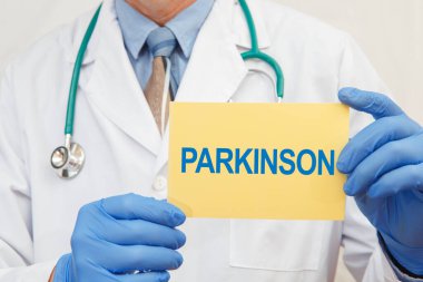 Park 'a yakın çekim yapan bir doktor. Tıbbi konsept