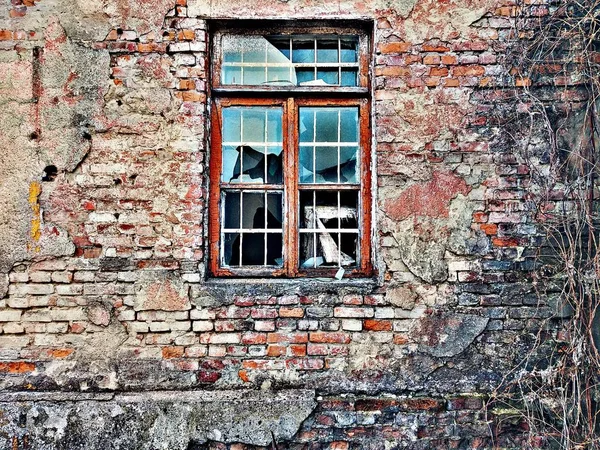 Eski cam tuğla duvar