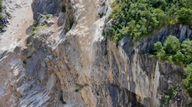 Güzel atış İtalyan mermer ocakları Tirrenia, İtalya