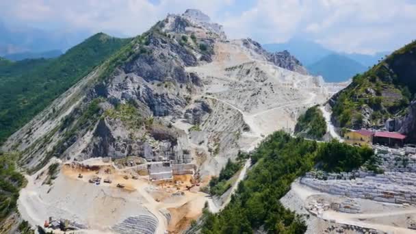 Aerial drone shot of Italian marble quarries — Stock Video