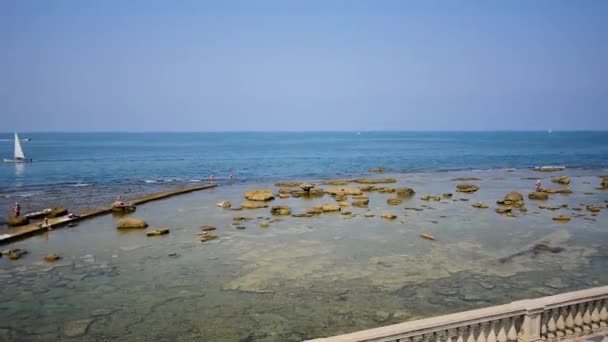 Luchtfoto van Mascagni terras in Livorno, Toscane, Italië — Stockvideo