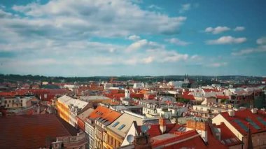 Old Town alan Prag, Çek Cumhuriyeti için üzerinde alçaktan uçan hava